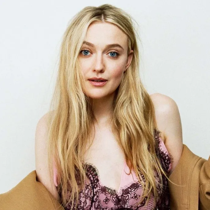Nghệ sĩ Dakota Fanning
