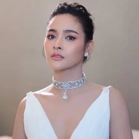 Nghệ sĩ Pooklook Fonthip Watcharatrakul