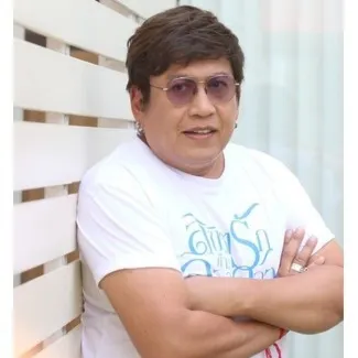 Nghệ sĩ Mai Phawat Panangkasiri