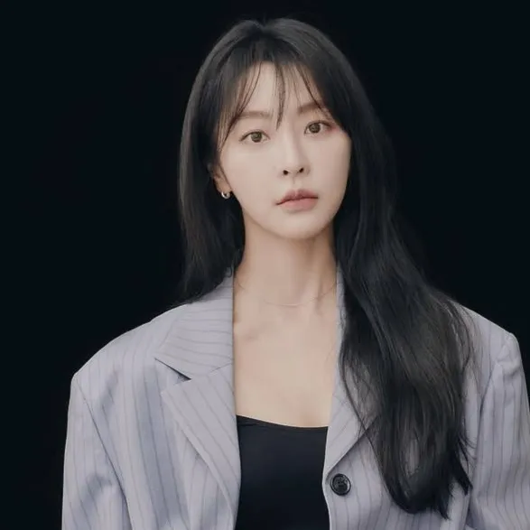 Nghệ sĩ Jung Yoo Mi