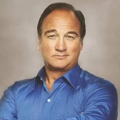 Nghệ sĩ Jim Belushi