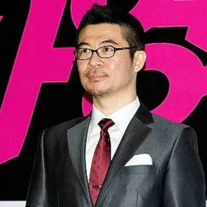 Nghệ sĩ Shin Tae Ra