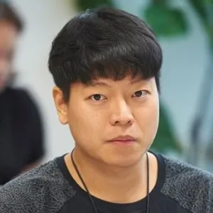 Nghệ sĩ Lee Dong Hyeon