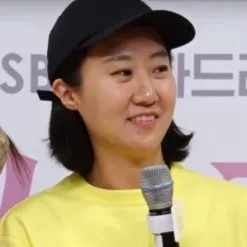 Nghệ sĩ Lee Gwang Young