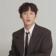 Nghệ sĩ Lee Jung Ha