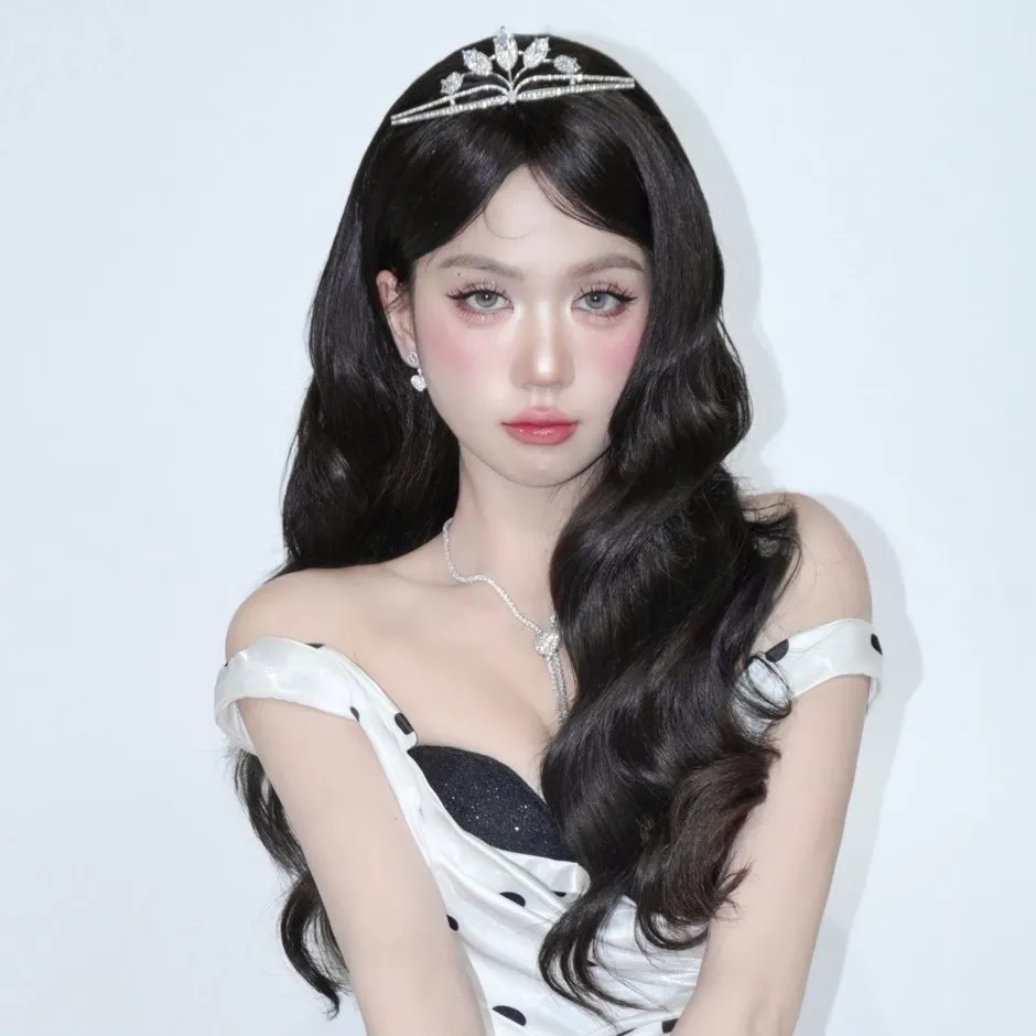 Nghệ sĩ Ngọc Trinh