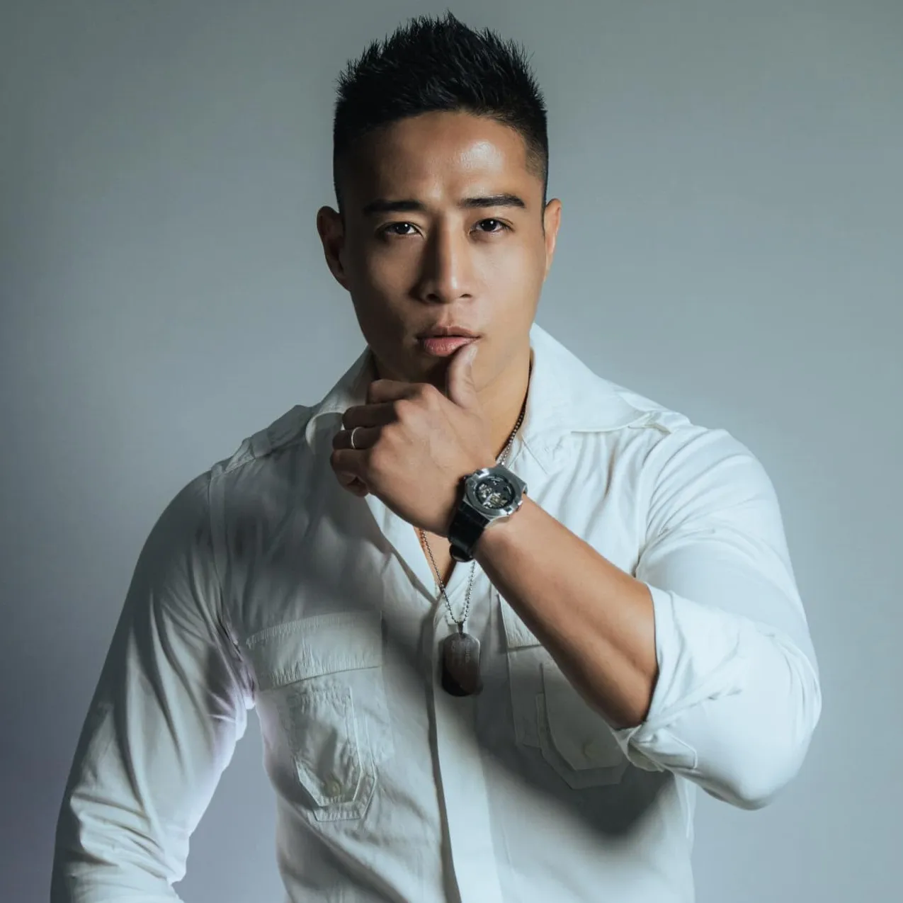 Nghệ sĩ Linh Sơn