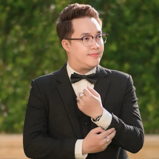 Nghệ sĩ AT Nguyễn