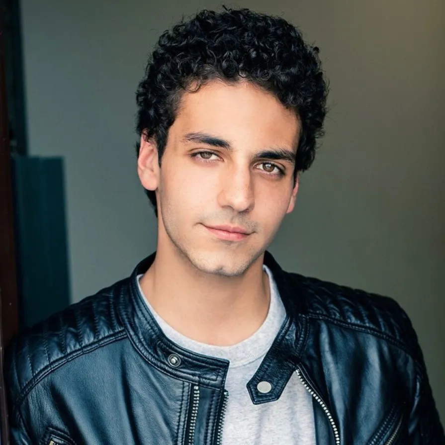 Nghệ sĩ Ehren Kassam