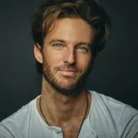 Nghệ sĩ Alex Hafner