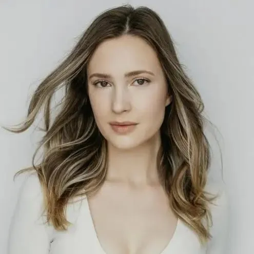 Nghệ sĩ Alexia Fast