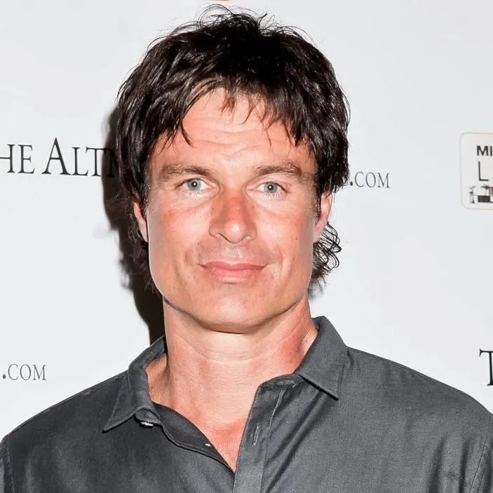 Nghệ sĩ Patrick Muldoon