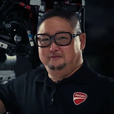 Nghệ sĩ Tiền Quốc Vĩ