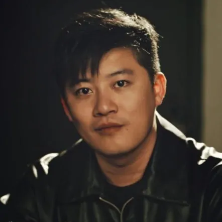 Nghệ sĩ Sầm Gia Ngạn