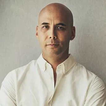 Nghệ sĩ Kim Nguyen