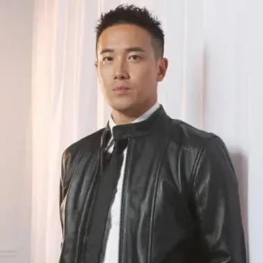 Nghệ sĩ Tăng Quốc Tường