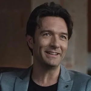 Nghệ sĩ Jason Kesser