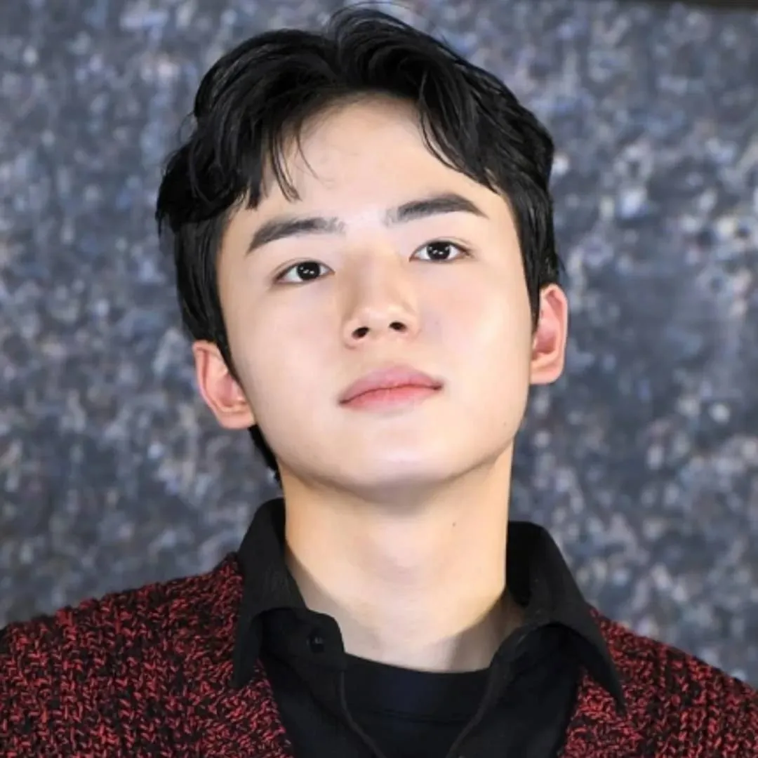 Nghệ sĩ Moon Woo Jin