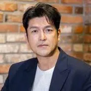 Nghệ sĩ Lee Ji Hun