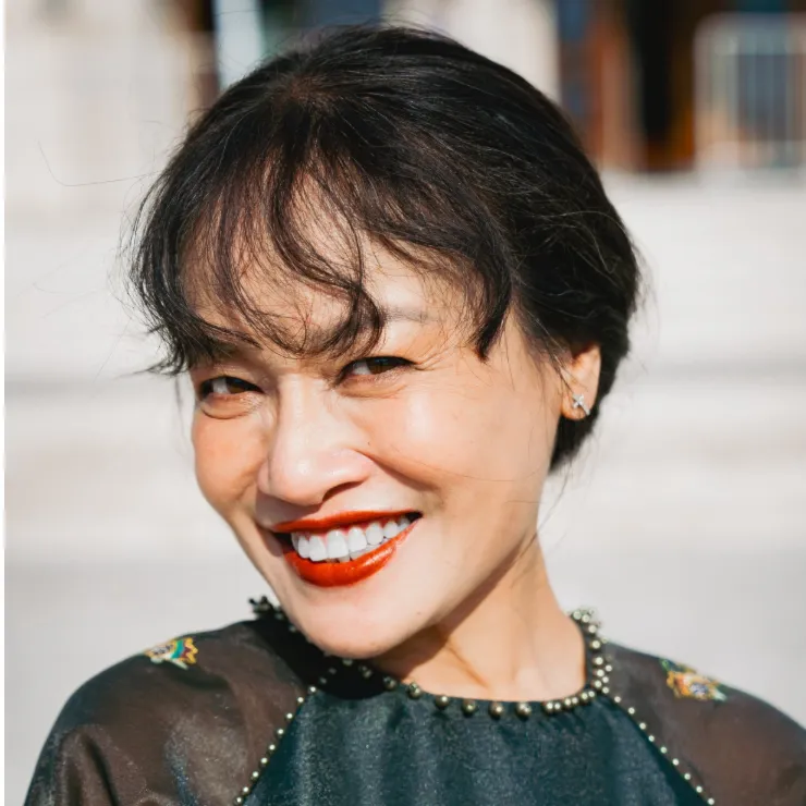 Nghệ sĩ NSƯT Tú Oanh