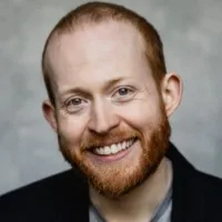 Nghệ sĩ Benjamin McMahon