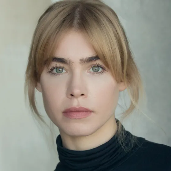 Nghệ sĩ Alice Sanders