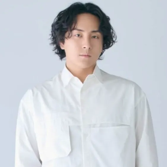 Nghệ sĩ Ryota Suzuki