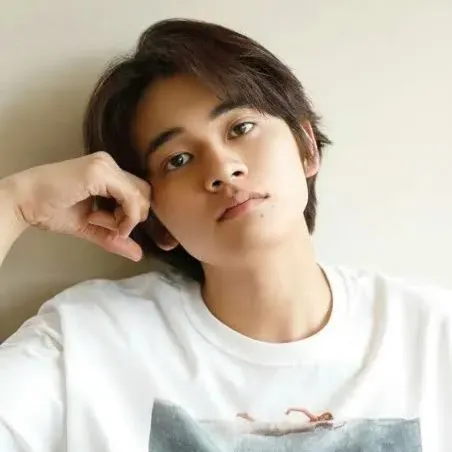 Nghệ sĩ Takumi Kitamura