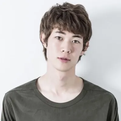 Nghệ sĩ Hio Miyazawa