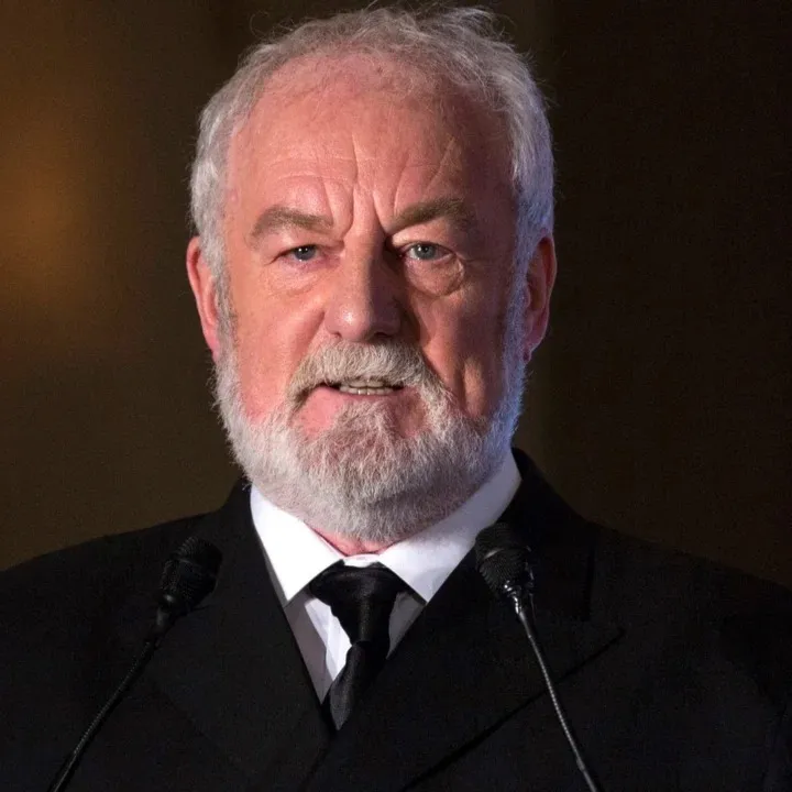 Nghệ sĩ Peter Hughes