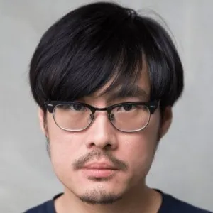 Nghệ sĩ Ter Nawapol Thamrongrattanarit