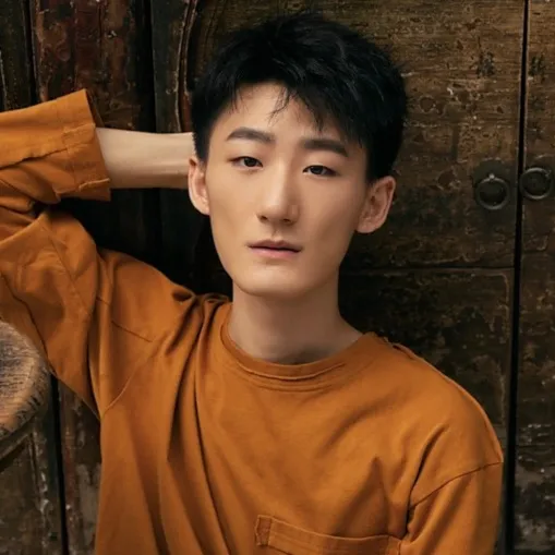 Nghệ sĩ Hãn Mặc