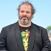 Nghệ sĩ David Ayala