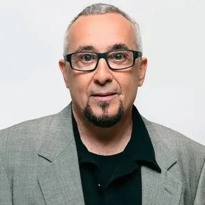 Nghệ sĩ Mauro Borrelli