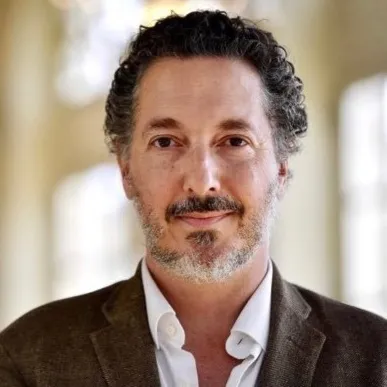 Nghệ sĩ Guillaume Gallienne
