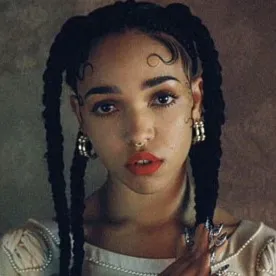 Nghệ sĩ FKA Twigs