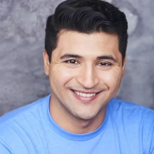 Nghệ sĩ Charles Gonzales