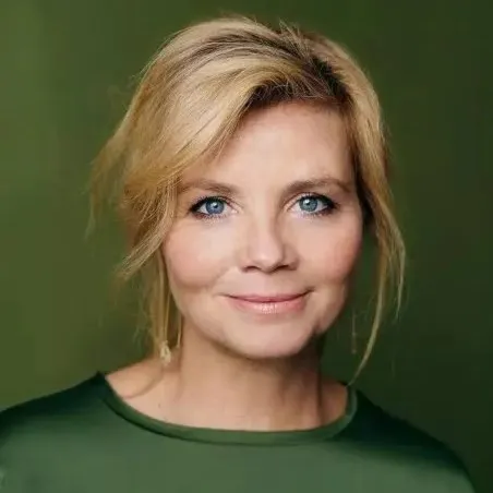 Nghệ sĩ Annette Frier