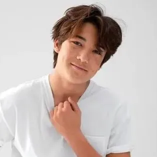 Nghệ sĩ Ezra Dewey