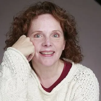 Nghệ sĩ Maryann Plunkett