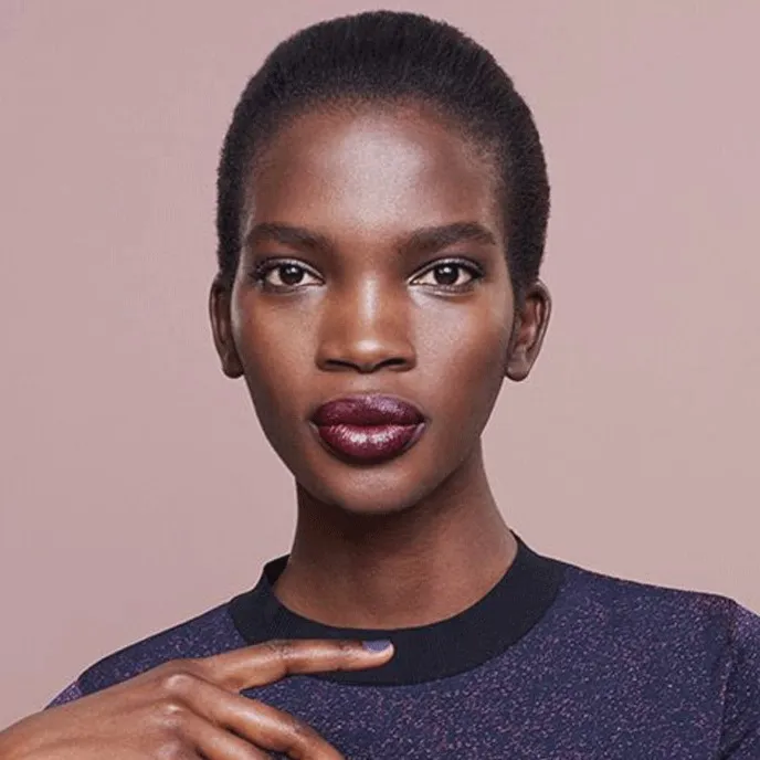 Nghệ sĩ Aamito Lagum