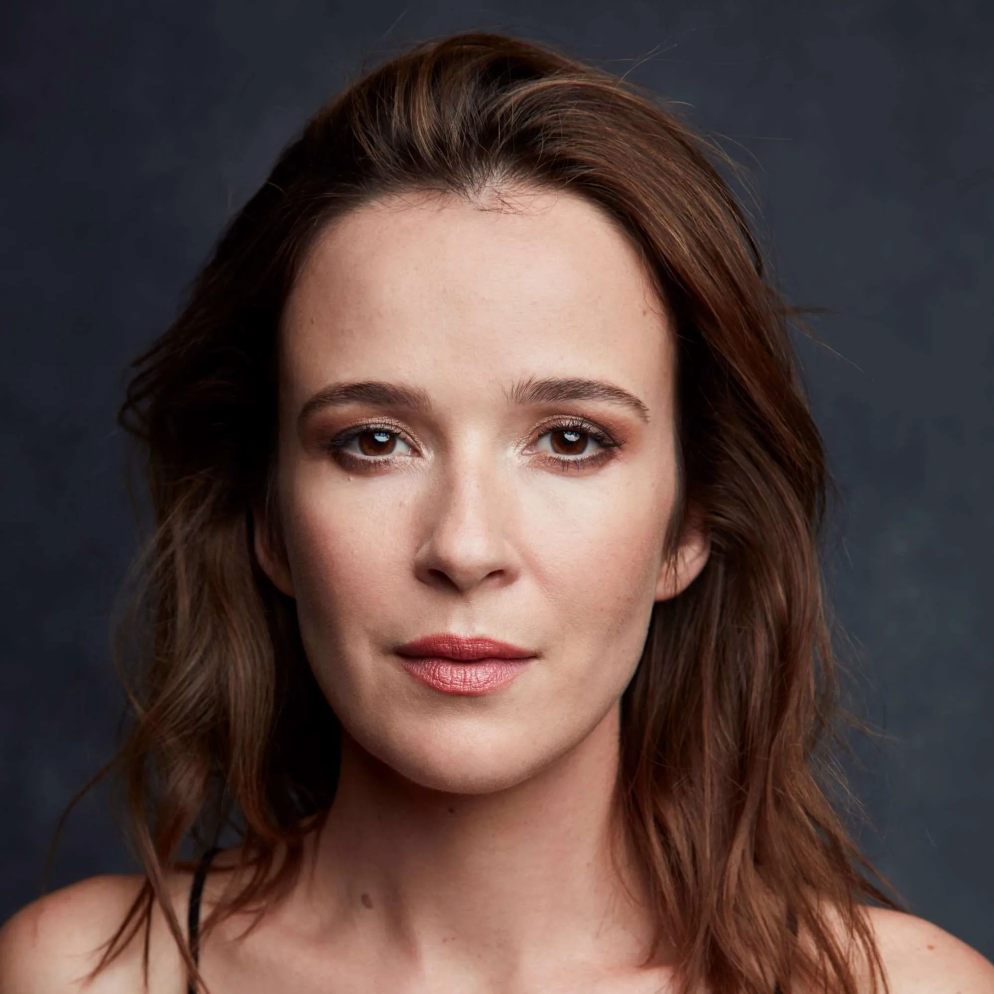 Nghệ sĩ Claire van der Boom