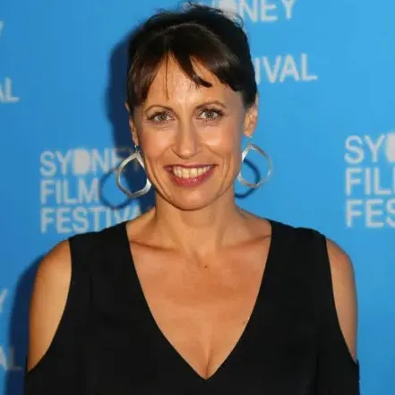 Nghệ sĩ Kim Farrant