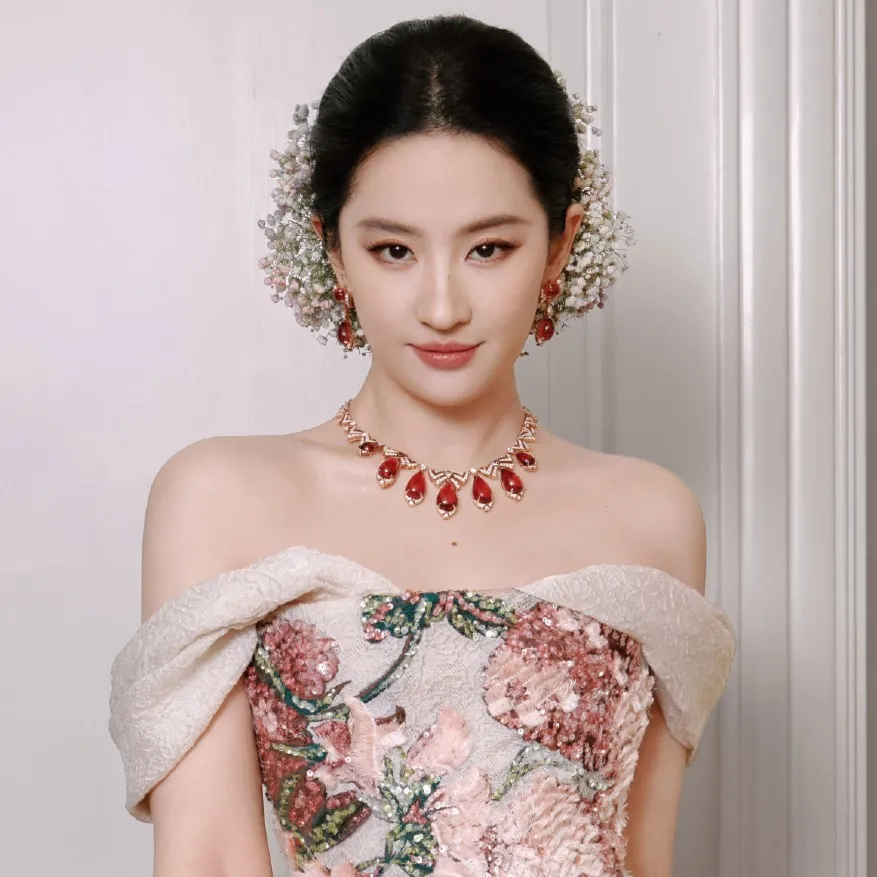 Nghệ sĩ Lưu Diệc Phi