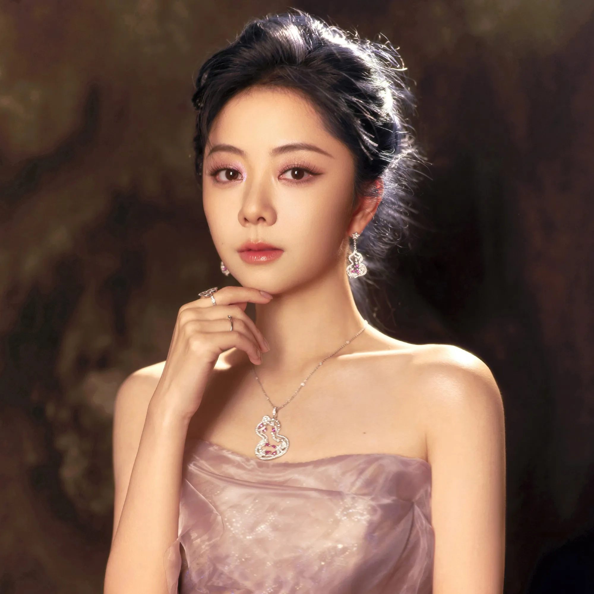 Nghệ sĩ Đàm Tùng Vận