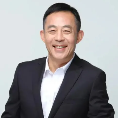 Nghệ sĩ Hầu Dũng