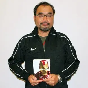 Nghệ sĩ Yuuzou Satou