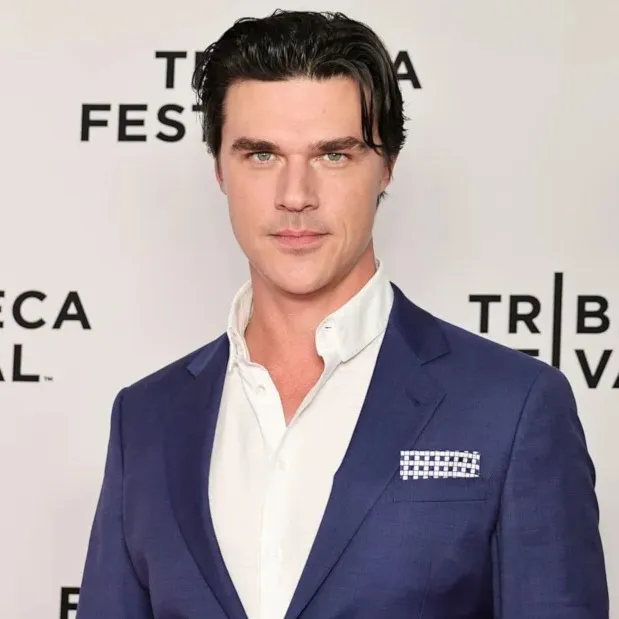 Nghệ sĩ Finn Wittrock