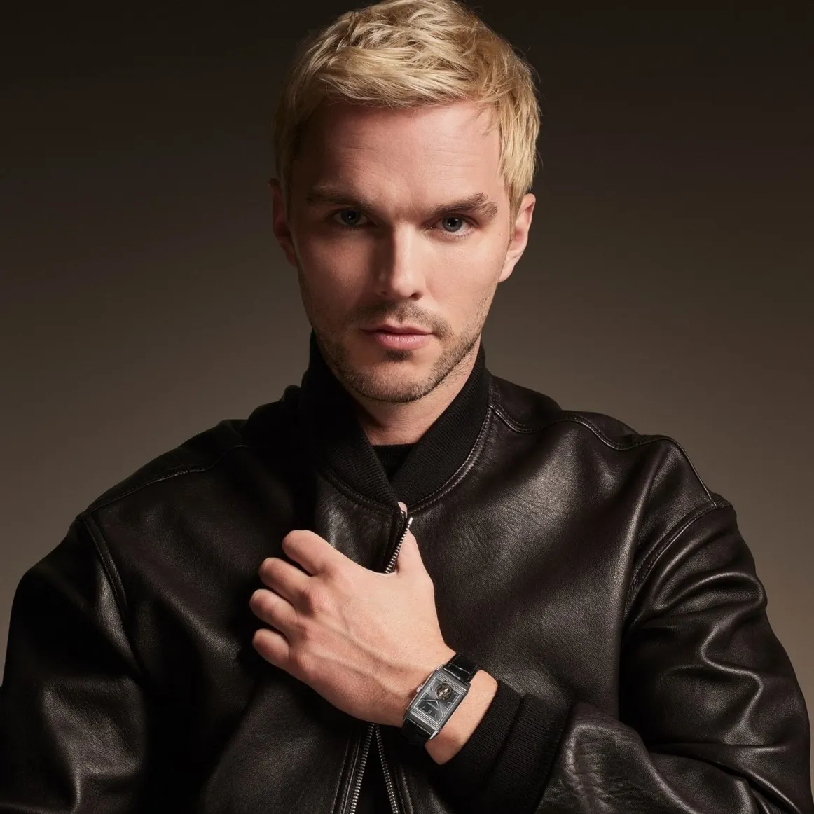 Nghệ sĩ Nicholas Hoult