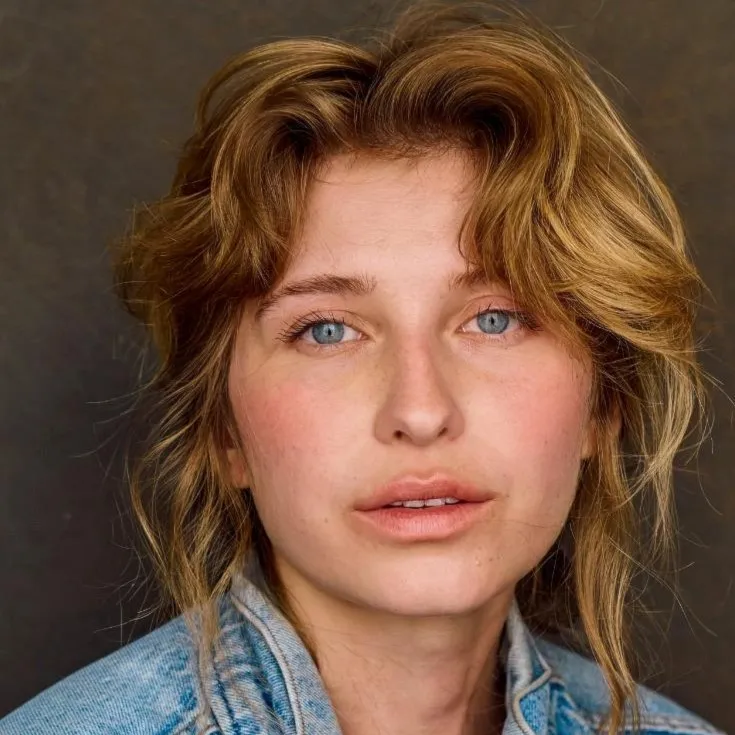 Nghệ sĩ Brittany Hoffner